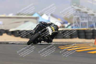 media/Oct-08-2022-SoCal Trackdays (Sat) [[1fc3beec89]]/Turn 16 (125pm)/